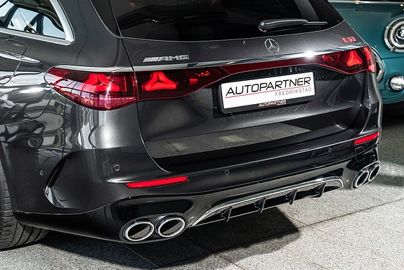 Mercedes-Benz E53 15 of 30