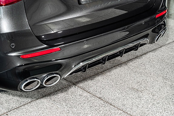 Mercedes-Benz E53 16 of 30