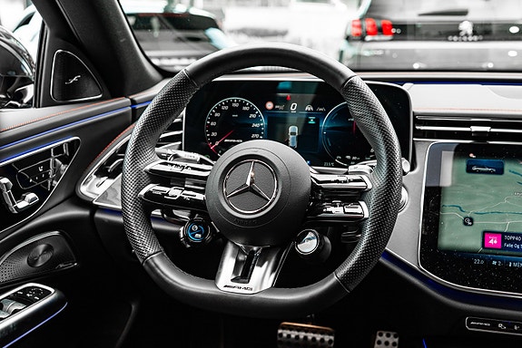 Mercedes-Benz E53 18 of 30