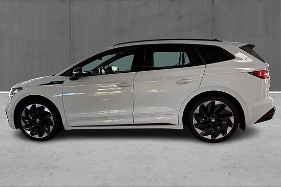 Skoda Enyaq 8 of 24