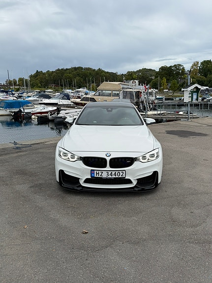 BMW M4 4 of 15