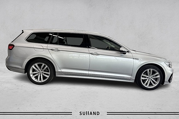 Volkswagen Passat 6 of 21