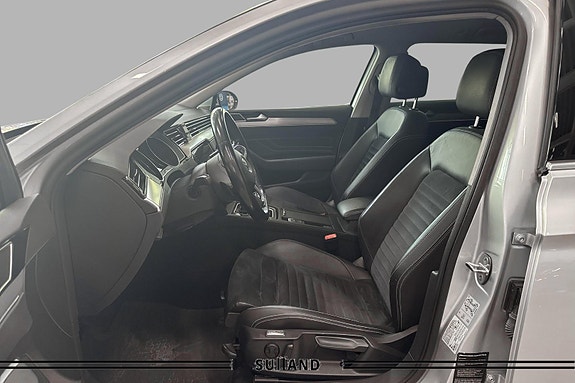 Volkswagen Passat 11 of 21
