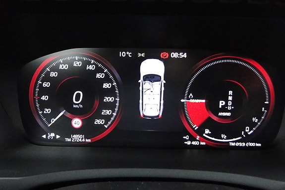 Volvo XC90 16 of 20