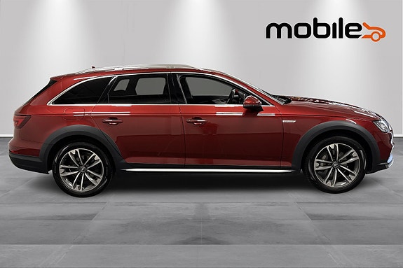 Audi A4 allroad 2 of 26