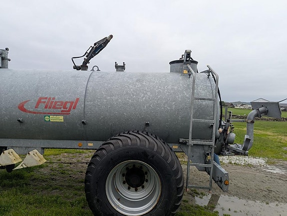 Fliegl Vakumvogn 7500L 6 of 30