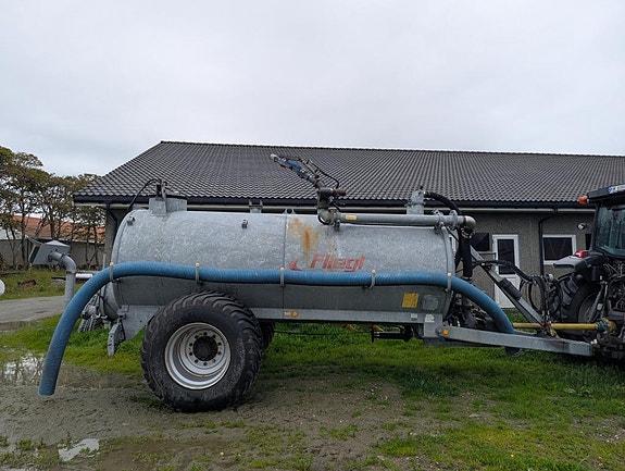 Fliegl Vakumvogn 7500L 2 of 30