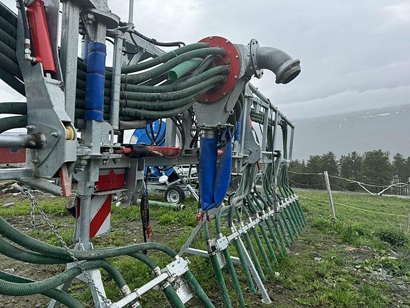9M stripespreder til tankvogn 10 of 12