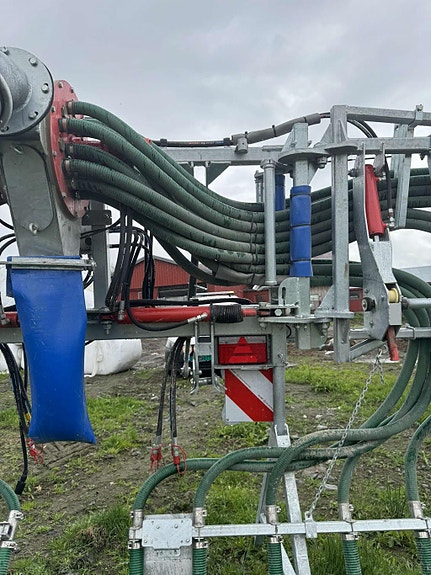9M stripespreder til tankvogn 11 of 12