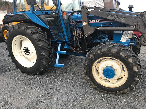 Ford 5610 23 of 24