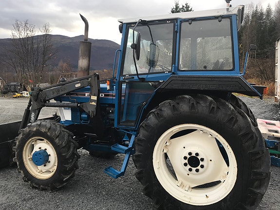 Ford 5610 21 of 24