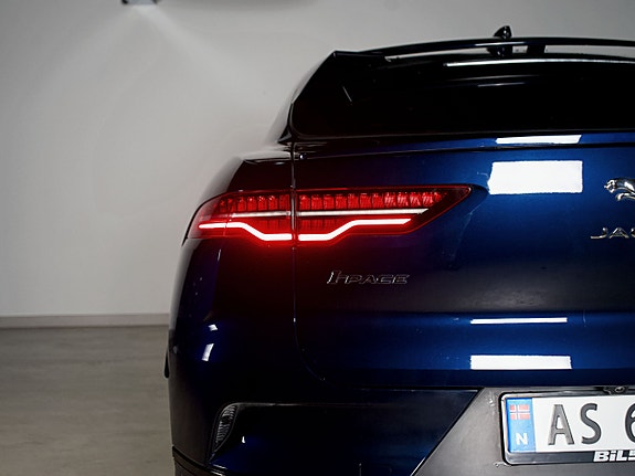 Jaguar I-PACE 9 of 30