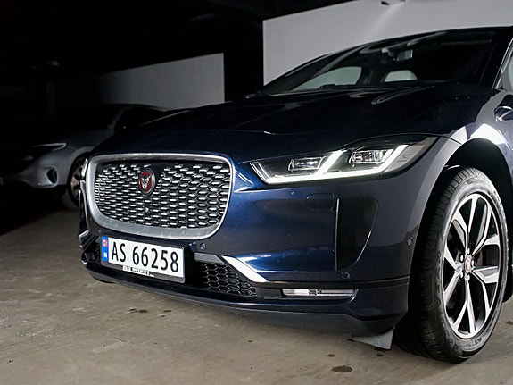Jaguar I-PACE 5 of 30