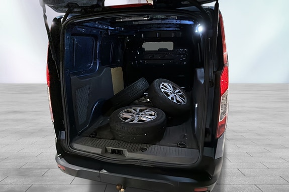 Ford Transit Connect 12 of 17