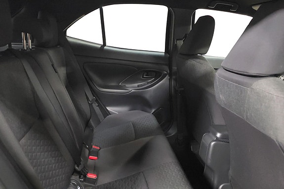 Toyota Yaris Cross 18 of 30