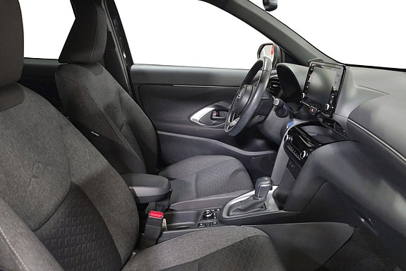 Toyota Yaris Cross 16 of 30