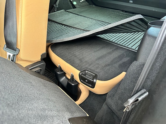 Volvo XC90 25 of 30