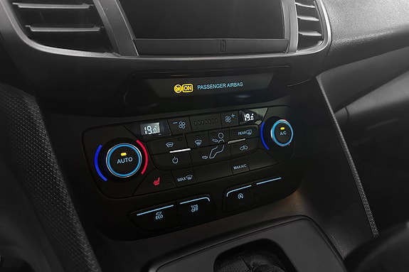 Ford Transit Connect 15 of 20