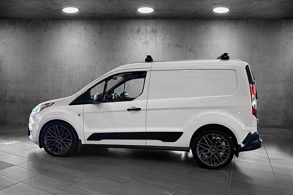Ford Transit Connect 2 of 20