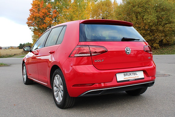 Volkswagen Golf VII 7 of 30