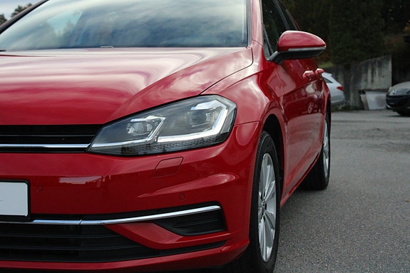 Volkswagen Golf VII 13 of 30