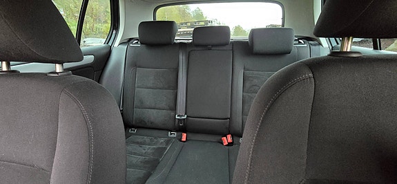 Volkswagen Golf VI 27 of 28