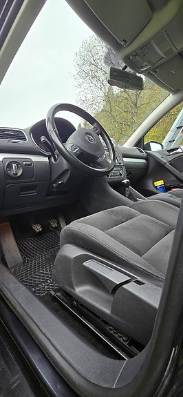 Volkswagen Golf VI 21 of 28
