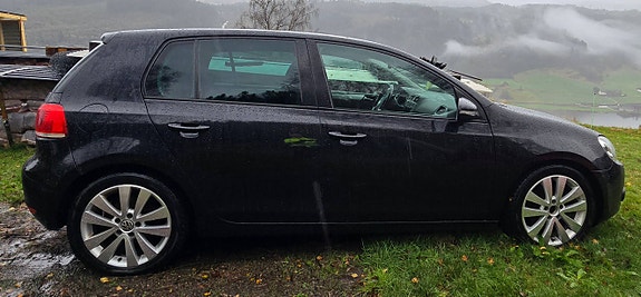 Volkswagen Golf VI 6 of 28