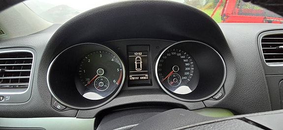 Volkswagen Golf VI 18 of 28