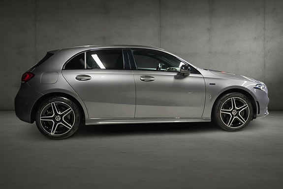 Mercedes-Benz A250 e 6 of 22