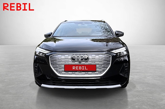 Audi Q4 e-tron 2 of 21