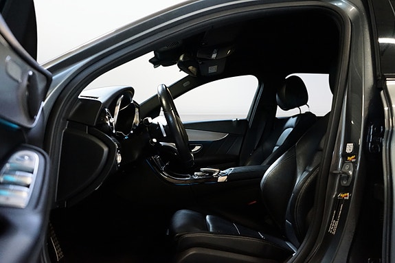 Mercedes-Benz C350 e 13 of 24