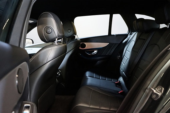 Mercedes-Benz C350 e 16 of 24