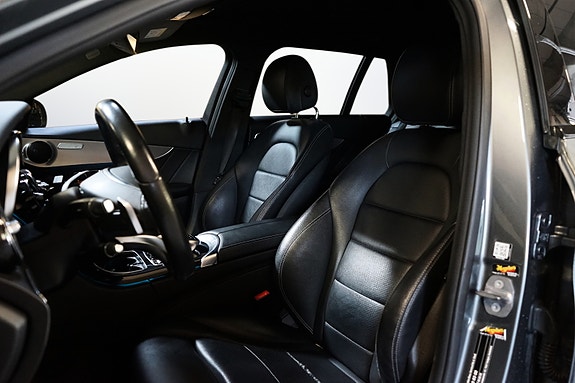 Mercedes-Benz C350 e 14 of 24