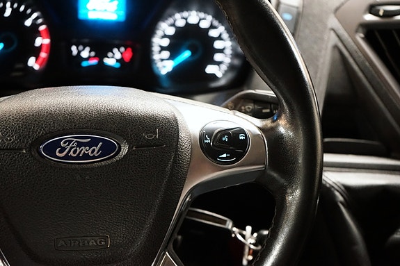 Ford Transit 25 of 26