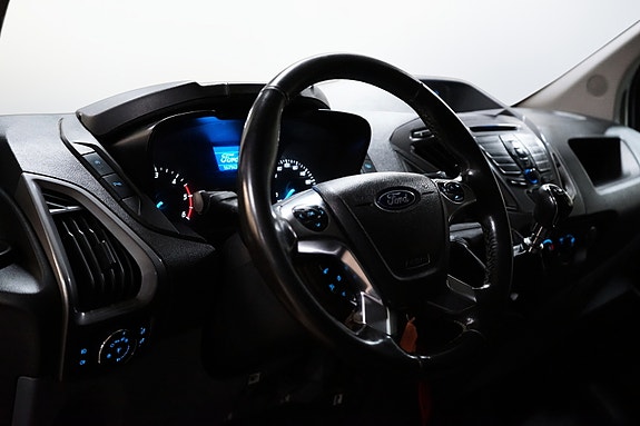 Ford Transit 17 of 26