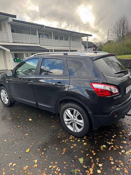 Nissan Qashqai 4 of 18