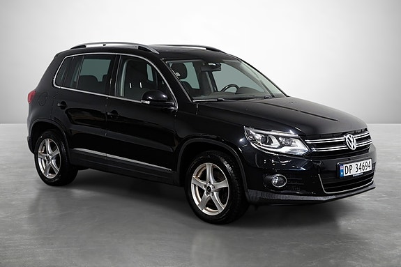 Volkswagen Tiguan 4 of 26