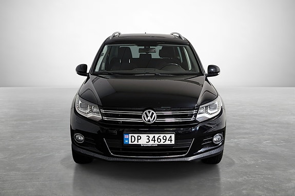 Volkswagen Tiguan 3 of 26