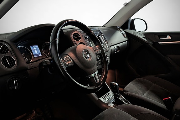 Volkswagen Tiguan 13 of 26