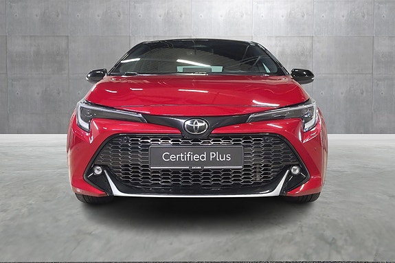 Toyota Corolla 8 of 30