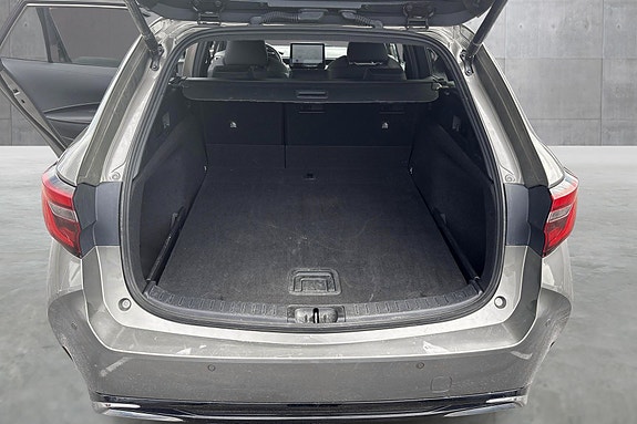 Toyota Corolla 12 of 13