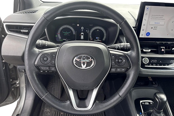 Toyota Corolla 5 of 13