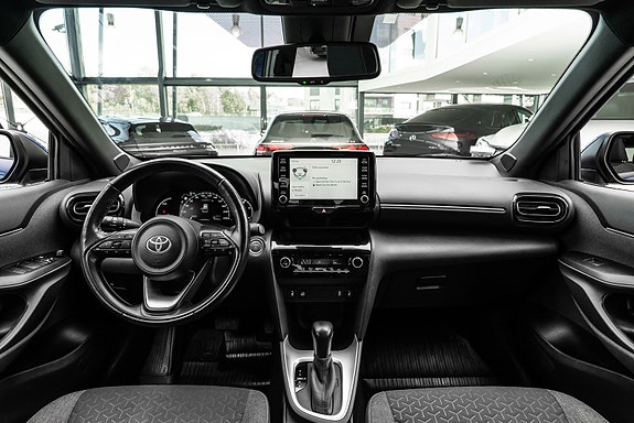 Toyota Yaris Cross 9 of 29