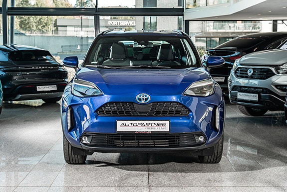 Toyota Yaris Cross 4 of 29