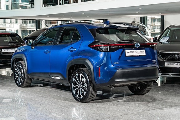Toyota Yaris Cross 3 of 29