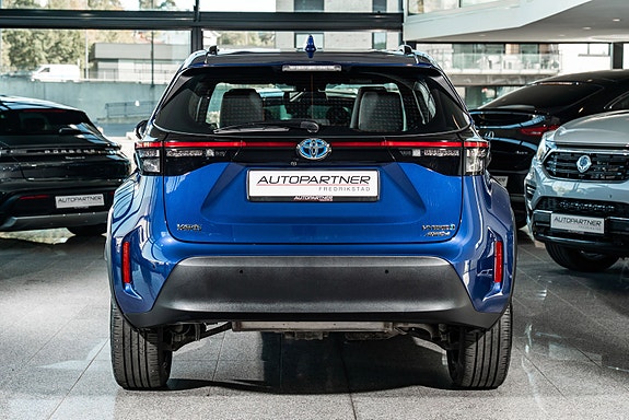 Toyota Yaris Cross 6 of 29