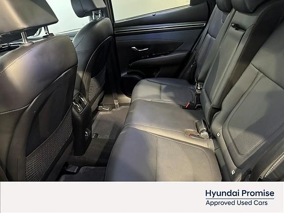 Hyundai Tucson 15 of 18