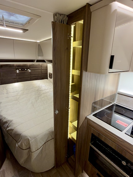 KABE 600 CXL KS – NY 2027 MODELL TOPPMODELLEN FRA KABE – EKTE PREMIUM, HELÅRS KOMFORT OG EN FANTASTISK PLANLØSNING! 22 of 30