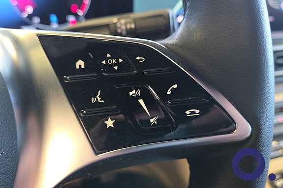 Mercedes-Benz V300 d 13 of 30